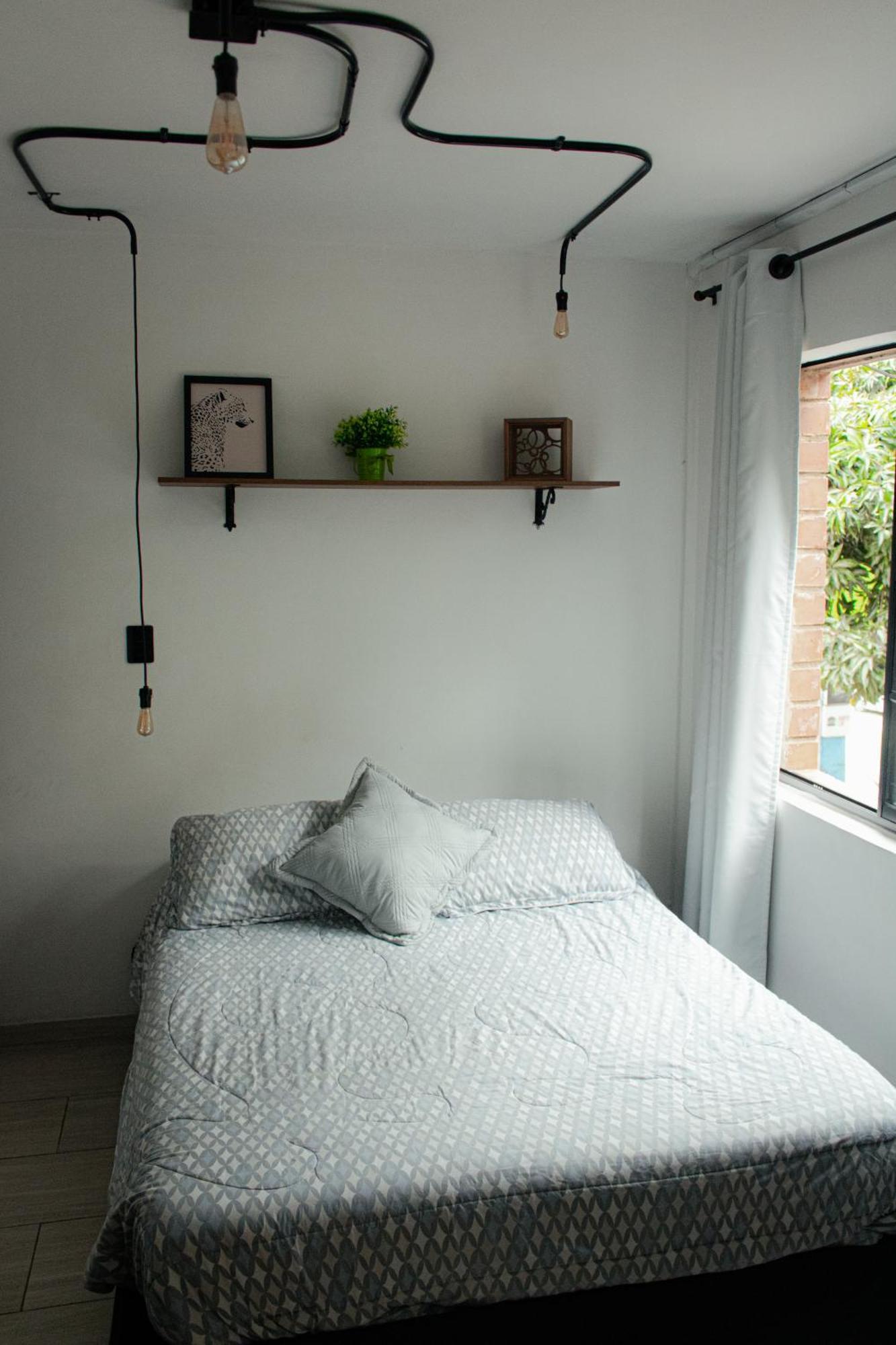 Adn Algo De Nosotros - Malaika Hostel
