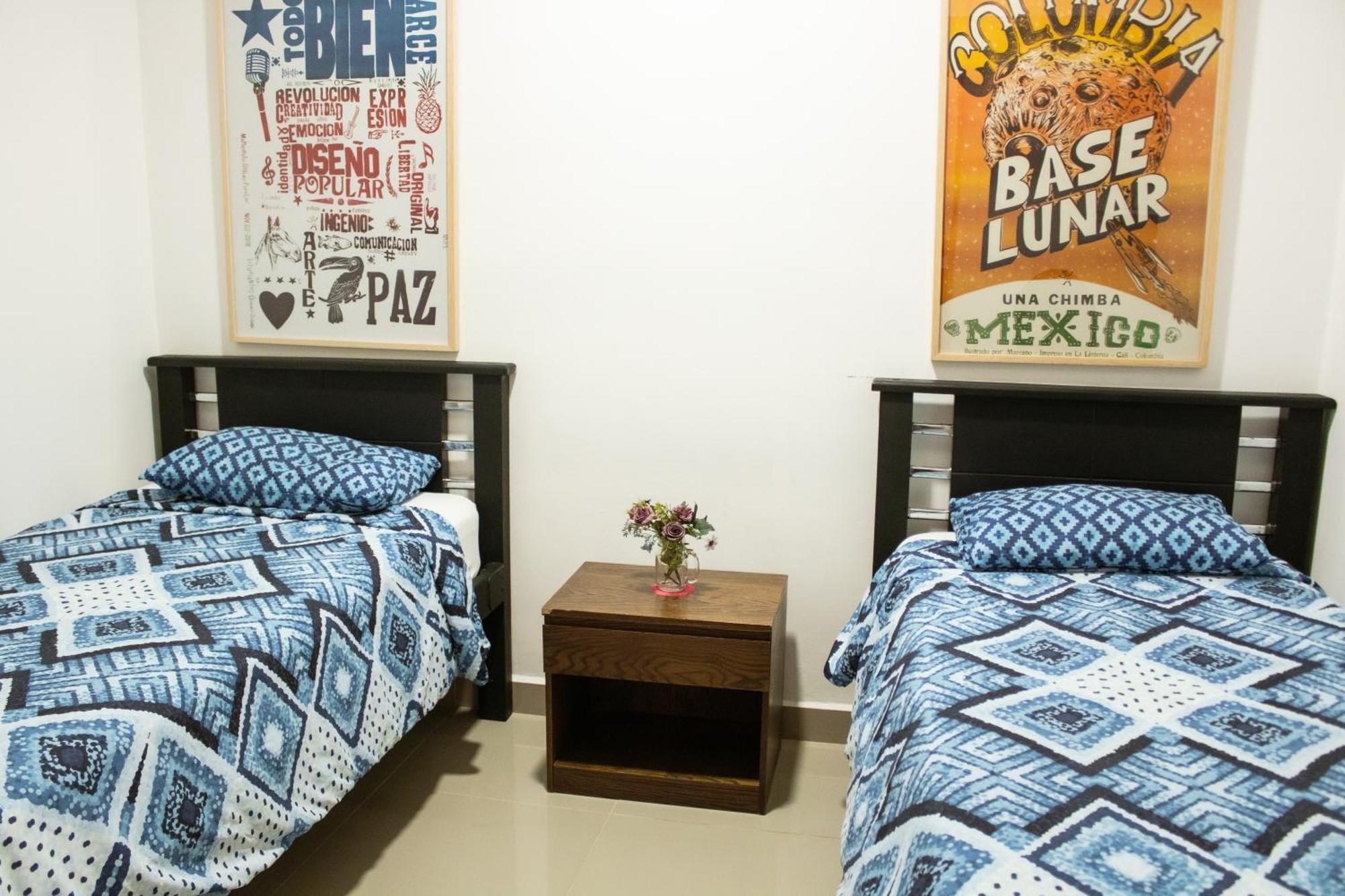 Hostel Adn Algo De Nosotros - Malaika *