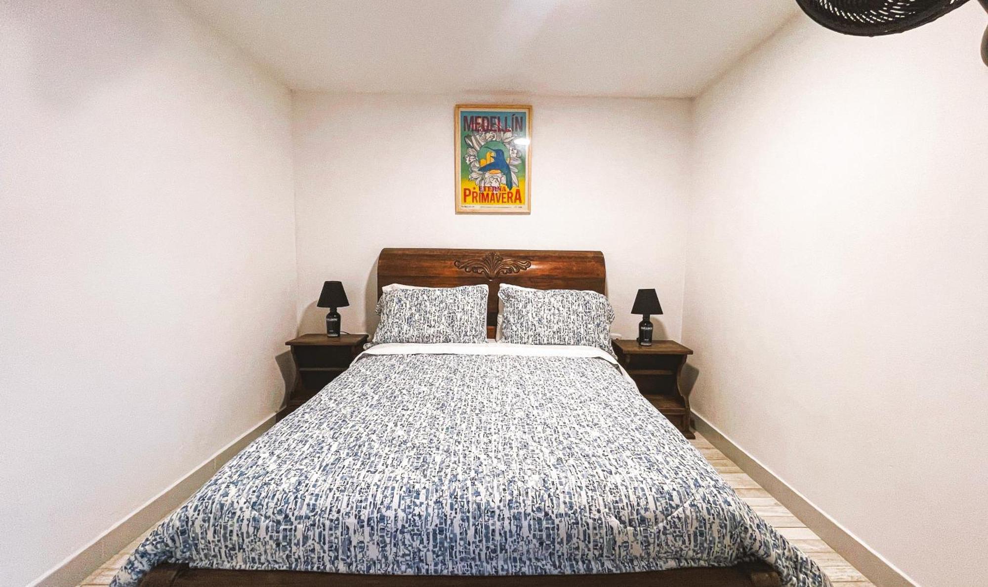 Adn Algo De Nosotros - Malaika Hostel *